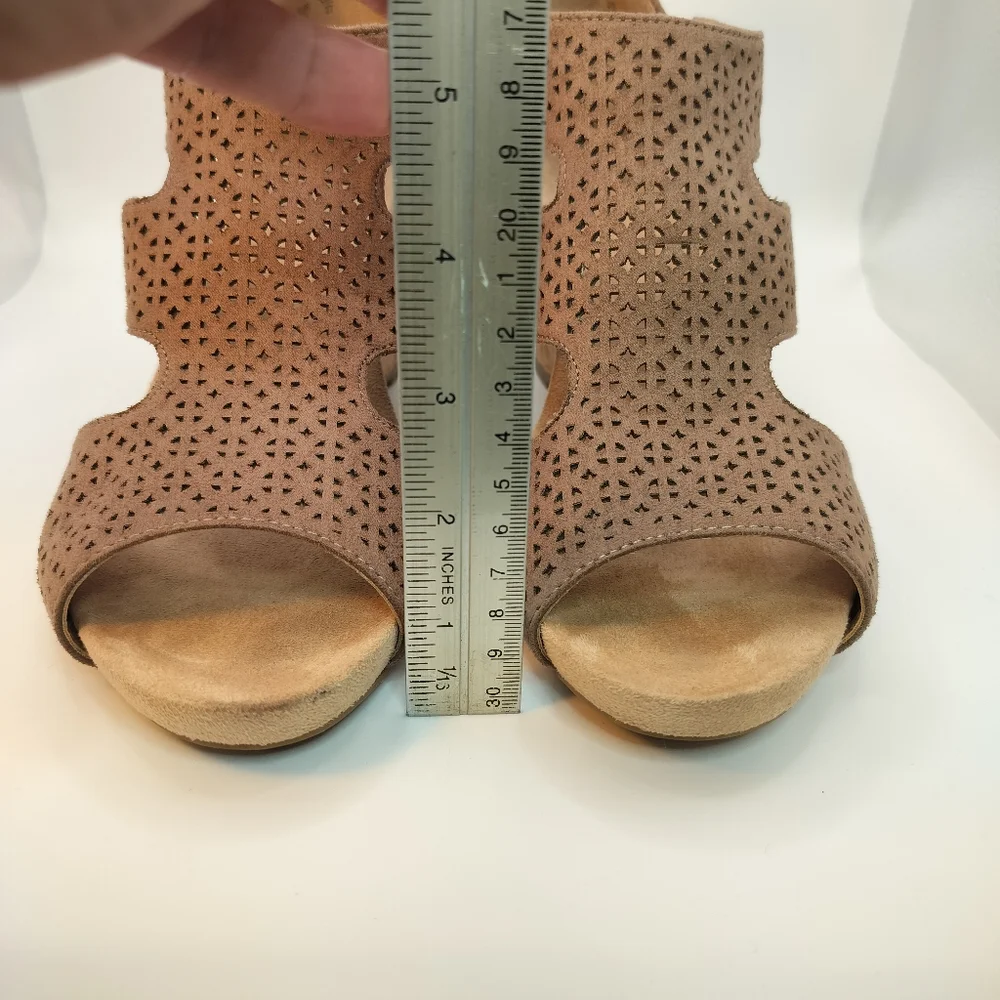 Life Stride Soft System Brown Perforated Wedge Sandals Womens Size‎ 10M Slip On